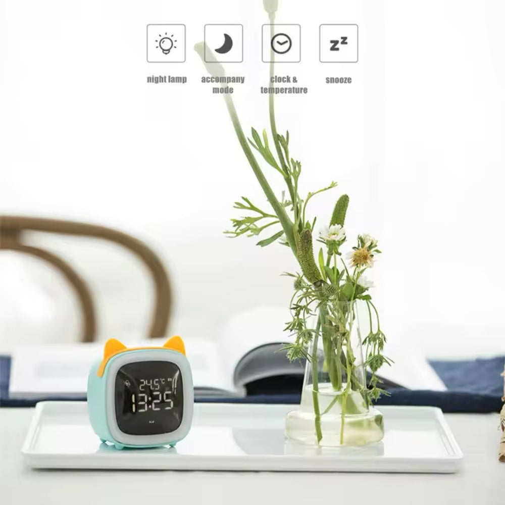 Dječji sat budilica sa noćnom svjetiljkom